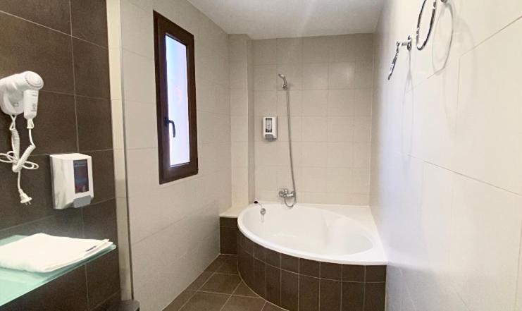 Hotel-asador Montes Oretanos 4*